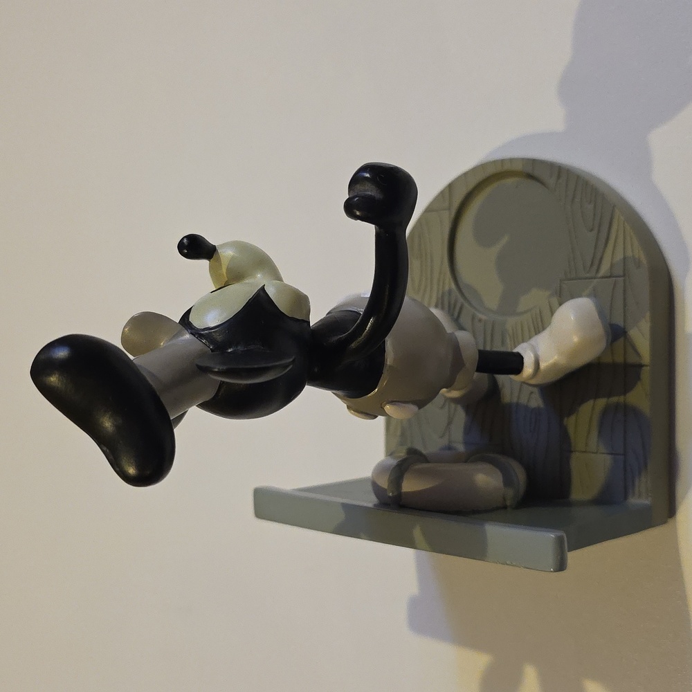Disney Steamboat Willie - Mickey Mouse Figure - Picture 5 of 10